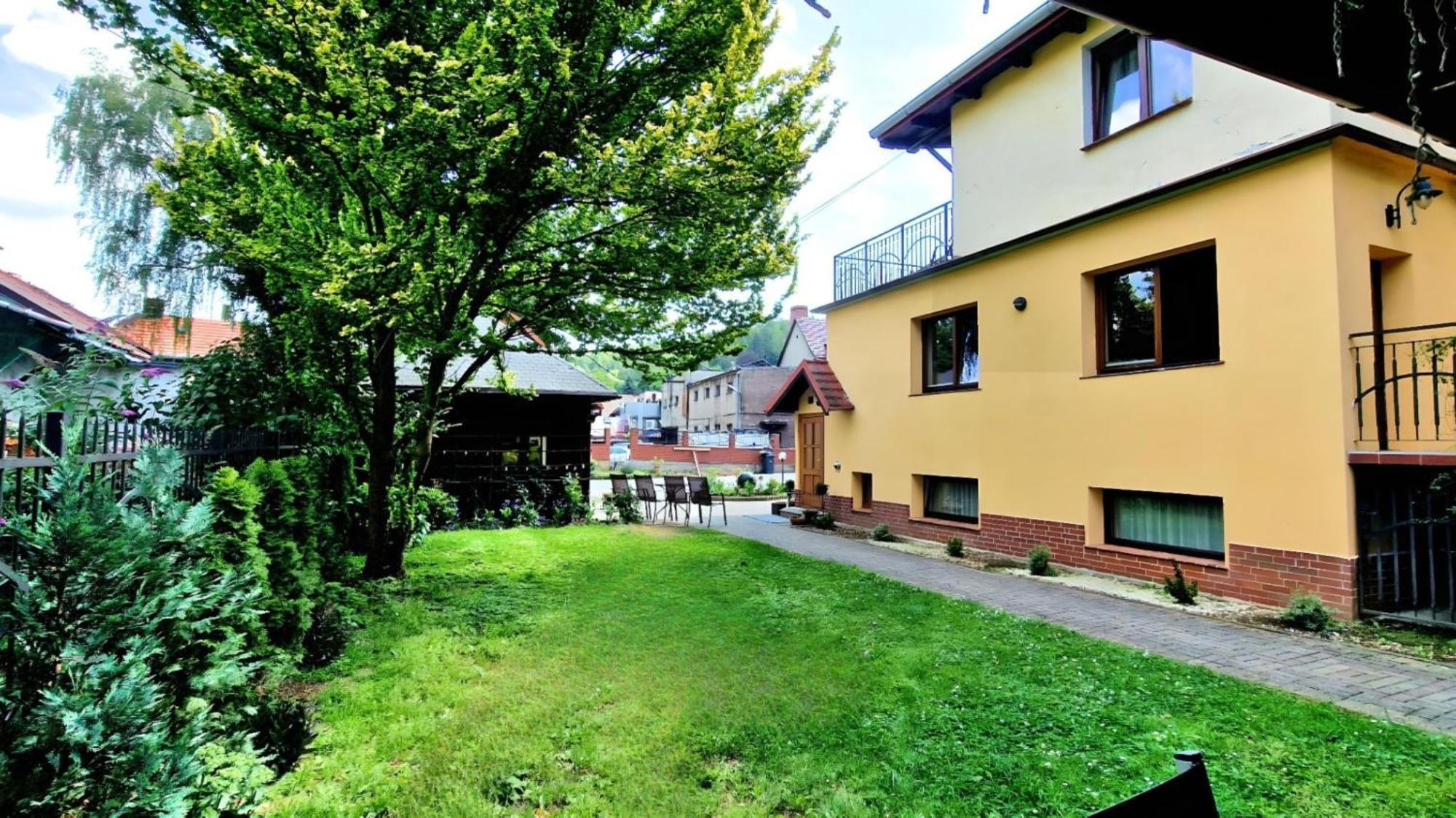 Pensjonat Bliss Polanica-Zdrój Exteriör bild